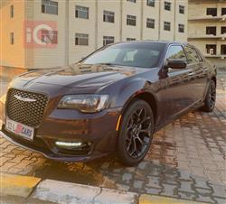 کرایسلەر 300